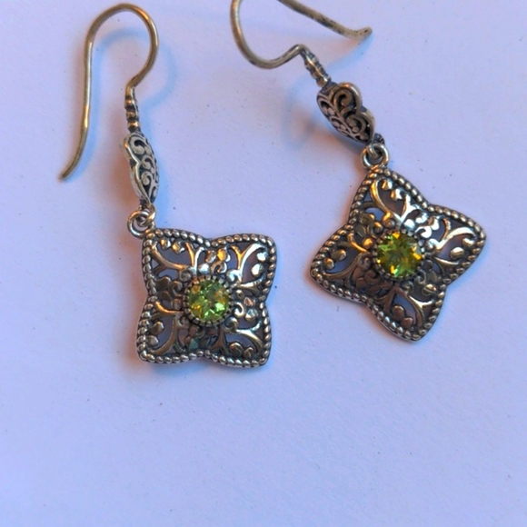 Sterling peridot set Necklace and earrings. New Handcrafted filagree. 18" Box - Picture 3 of 4